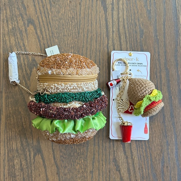 Burger Beaded Bag with Burger Charm! 🍔 - Picture 1 of 8